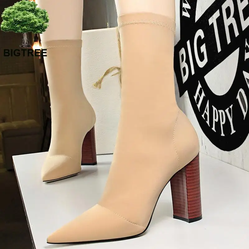 Модная обувь женские Стрейчевые ботинки осенние ботильоны для женщин на высоком