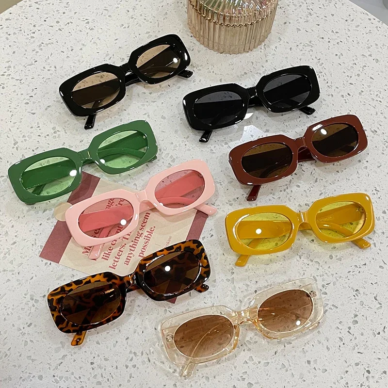 Солнцезащитные очки в овальной оправе UV400 женские винтажные аксессуары от