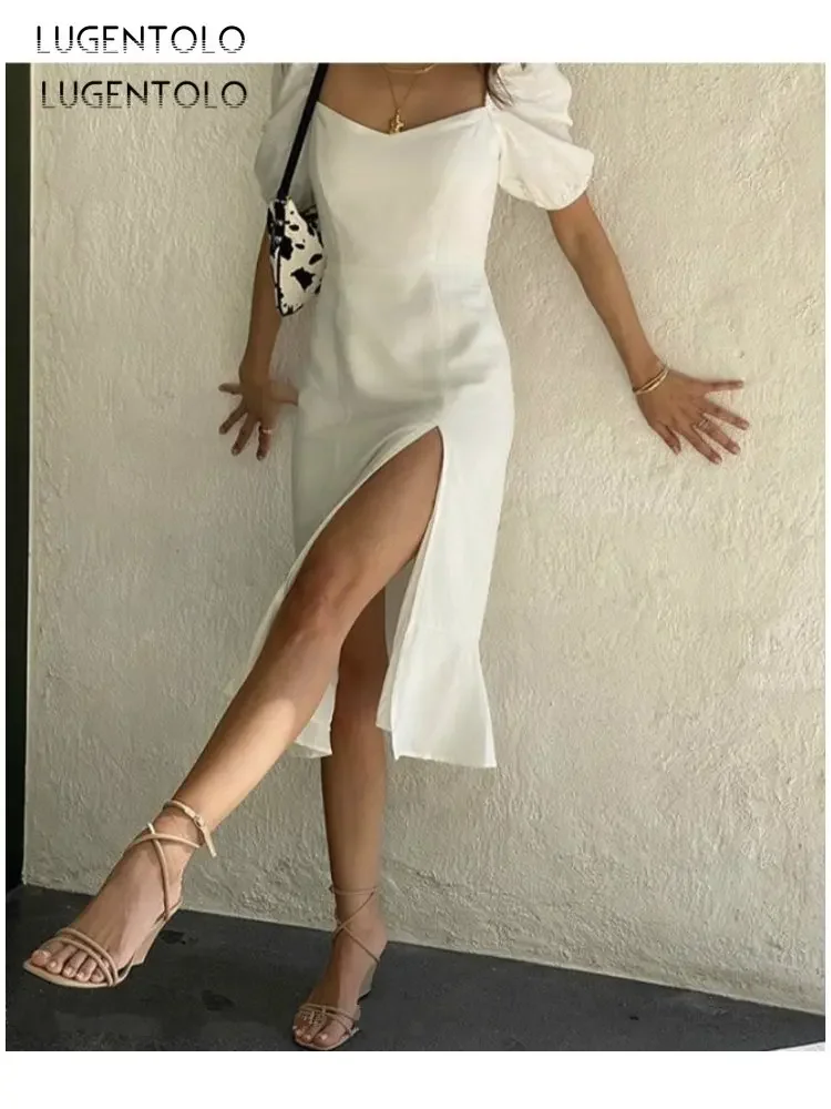 Женское пикантное платье летнее облегающее белое с коротким рукавом и