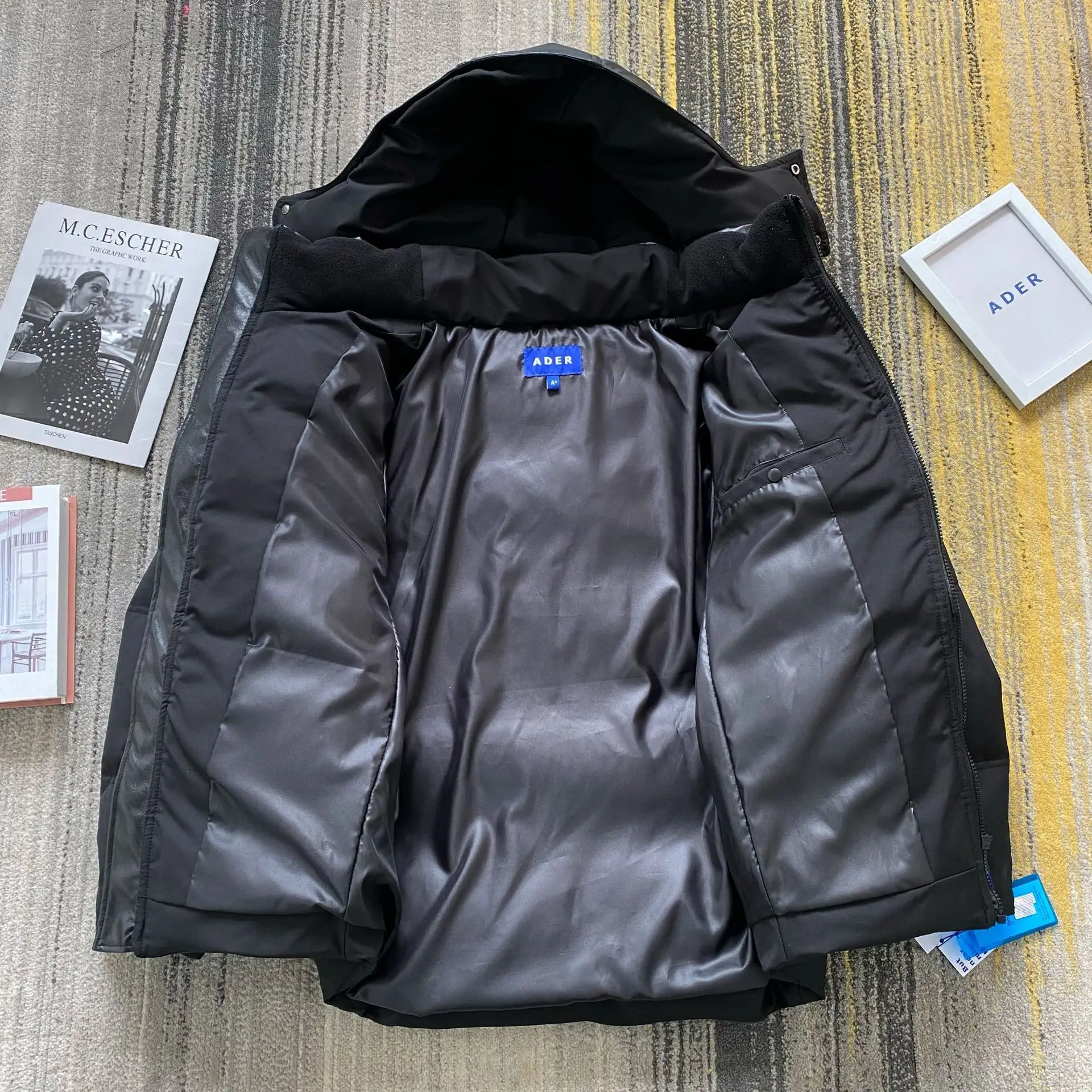 Korean version autumn and winter new trend INS double color matching hooded down jacket high quality white duck down thick top