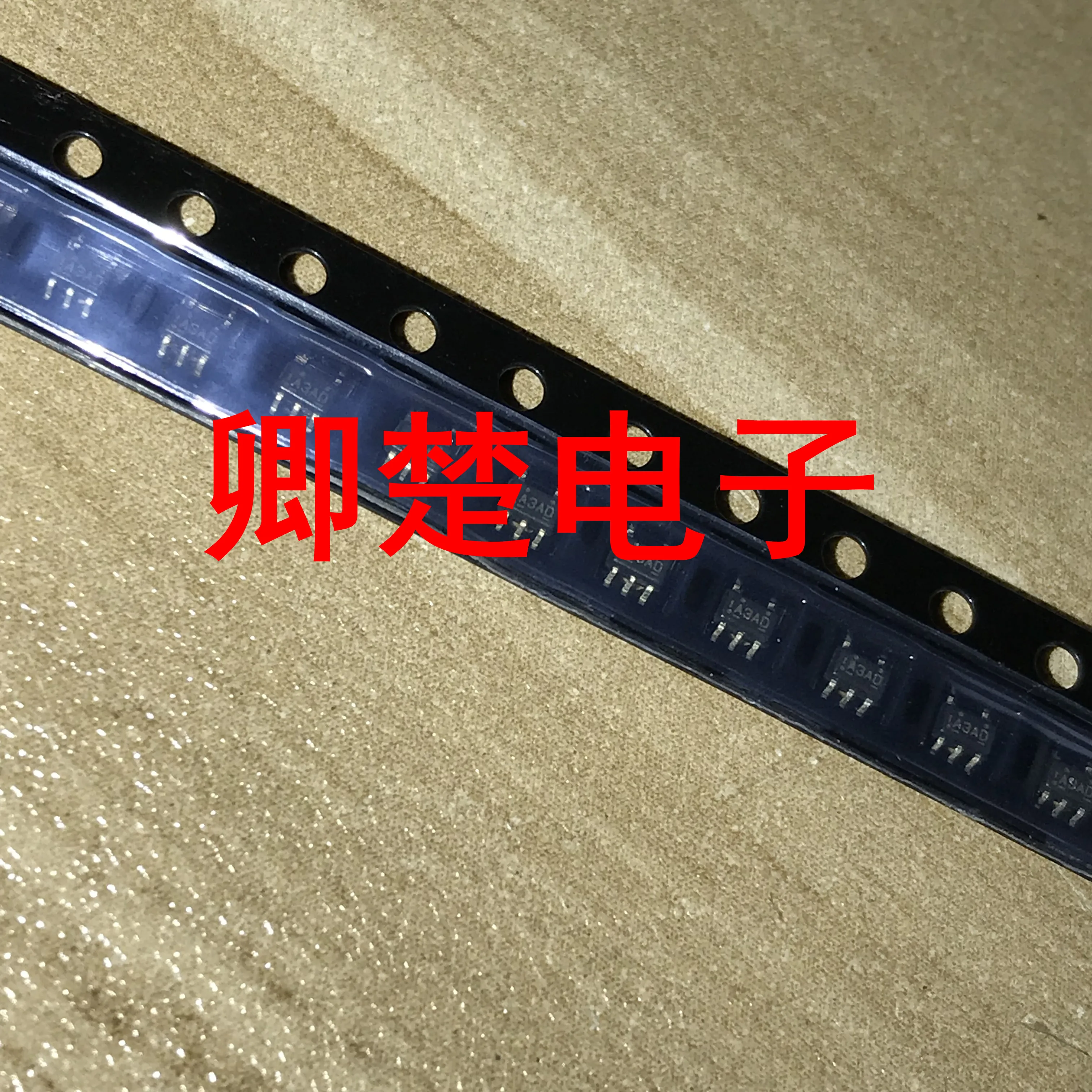 

30pcs original new LMV321AP5X A3AD SOT23-5 operational amplifier chip