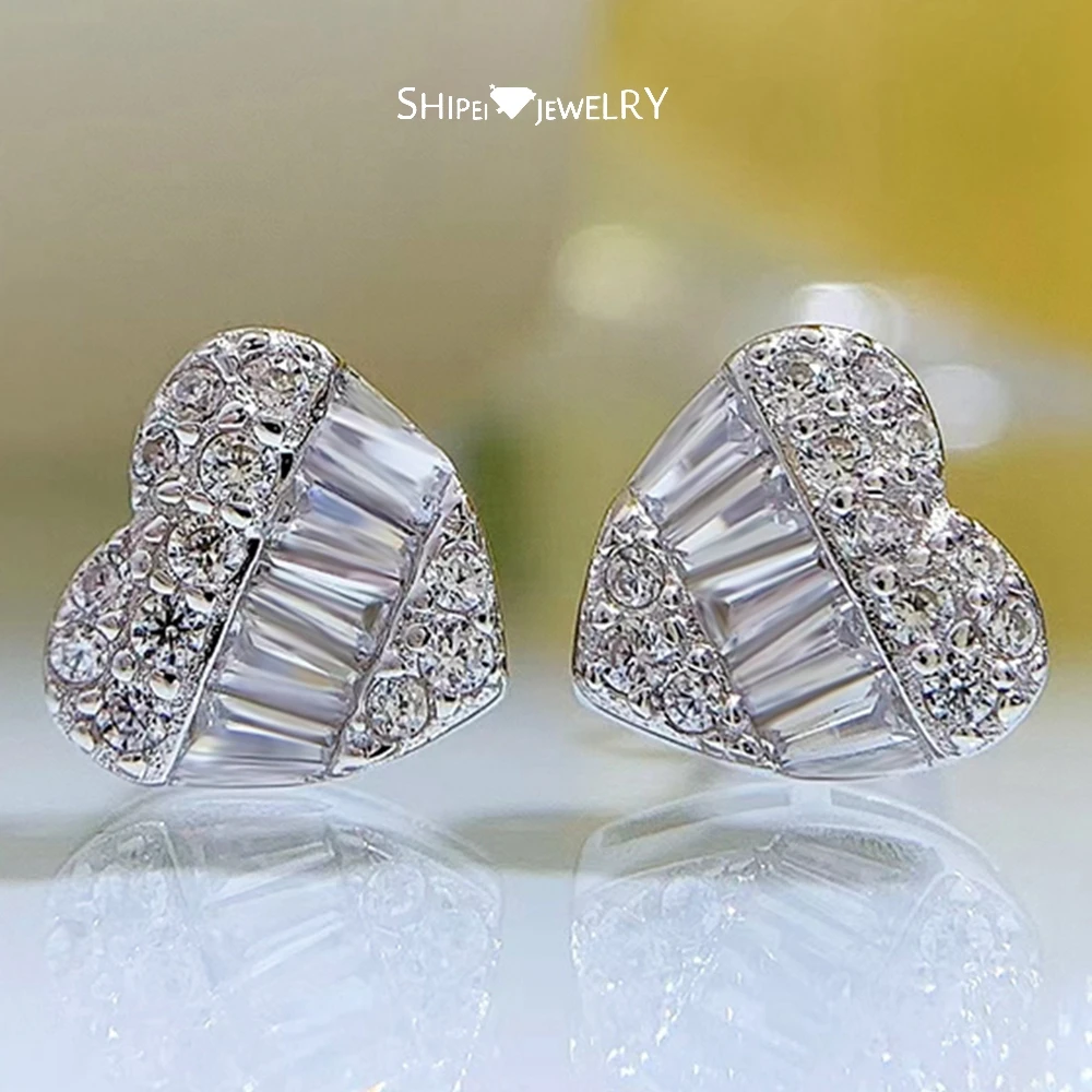 Shipei 925 Sterling Silver Love Heart High Carbon Diamond Gemstone Wedding Engagement Fine Jewelry 18K Gold Plated Stud Earrings