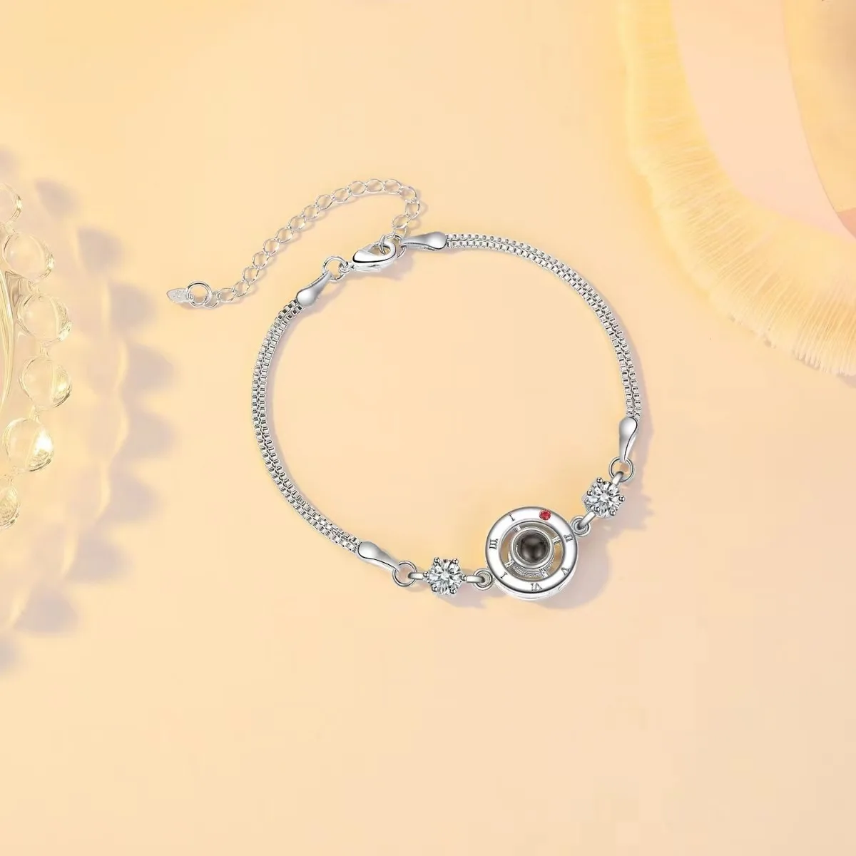 HIYONG Personalized Photo Projection Bracelet Couple Holiday Gift Custom Jewelry Birthday Lover Family Memory Souvenir