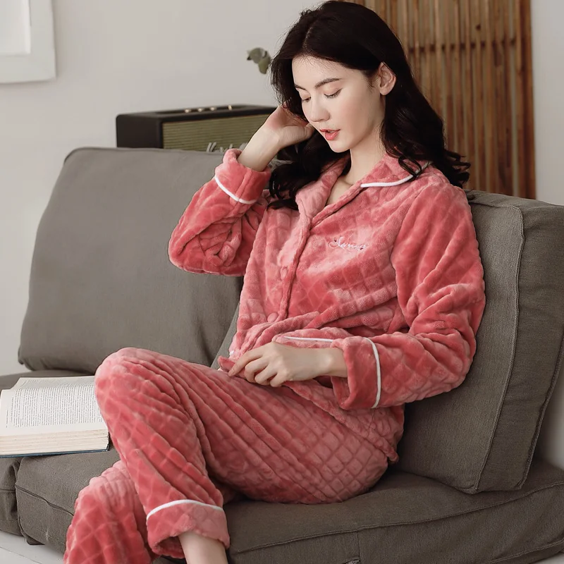 

Winter Thick Warm Women Flannel Pajamas Set Long Sleeve Turn-down Collar Sweet Big Size Female Coral Cashmere Homewear Clothing