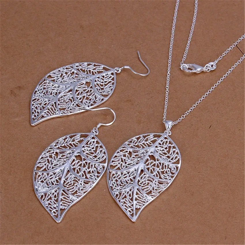 

Hot 925 Sterling Silver Pretty Leaves Necklace Earrings Jewelry Set for Women Fashion Party Wedding Popular Brands Holiday Gifts