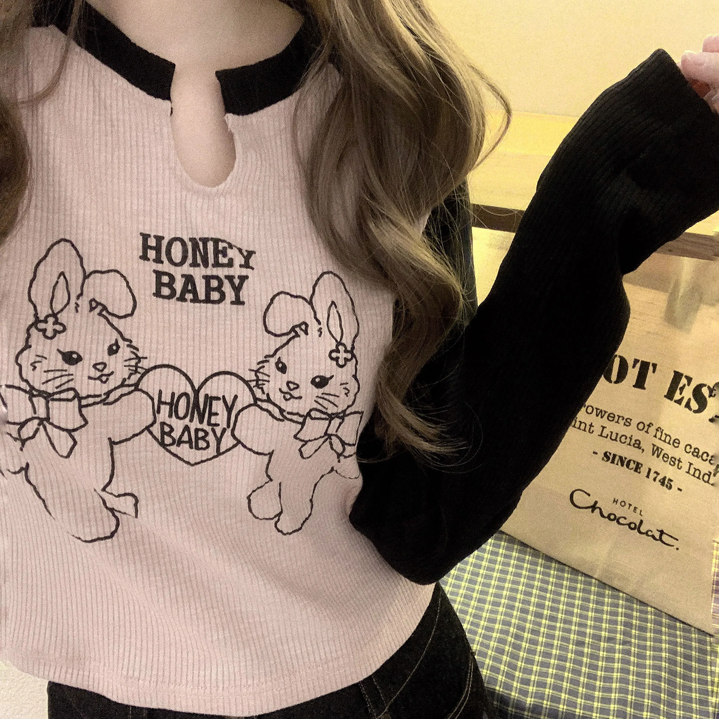 

Оригинальный дизайн, женская рубашка в стиле пэчворк с изображением плохого кролика, Короткие топы, длинные рукава