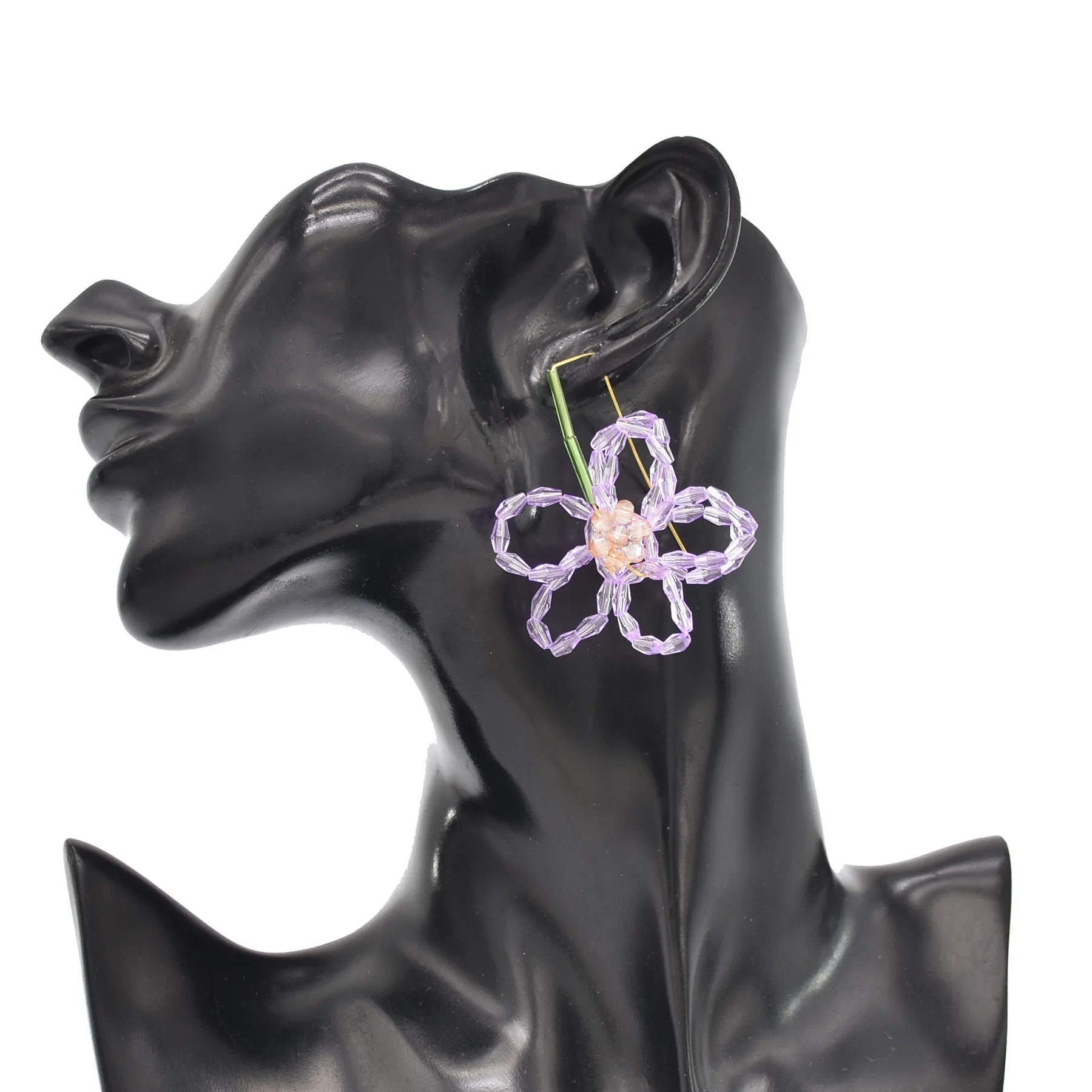 Женские акриловые серьги с бусинами оранжевые или фиолетовые серьги-подвески