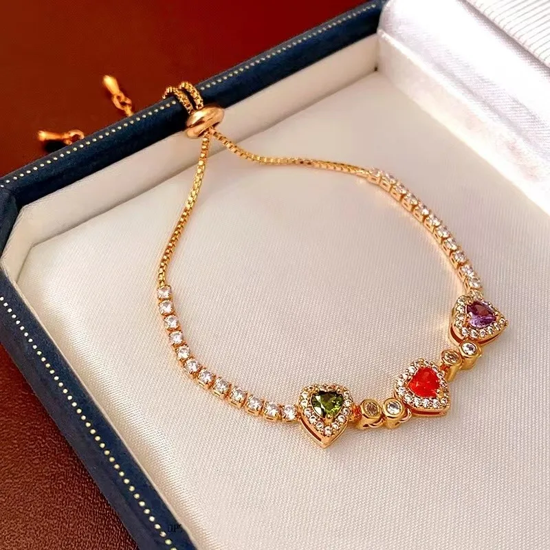 

Zircon color love bracelet elegant hand bracelet fashion temperament decorated women