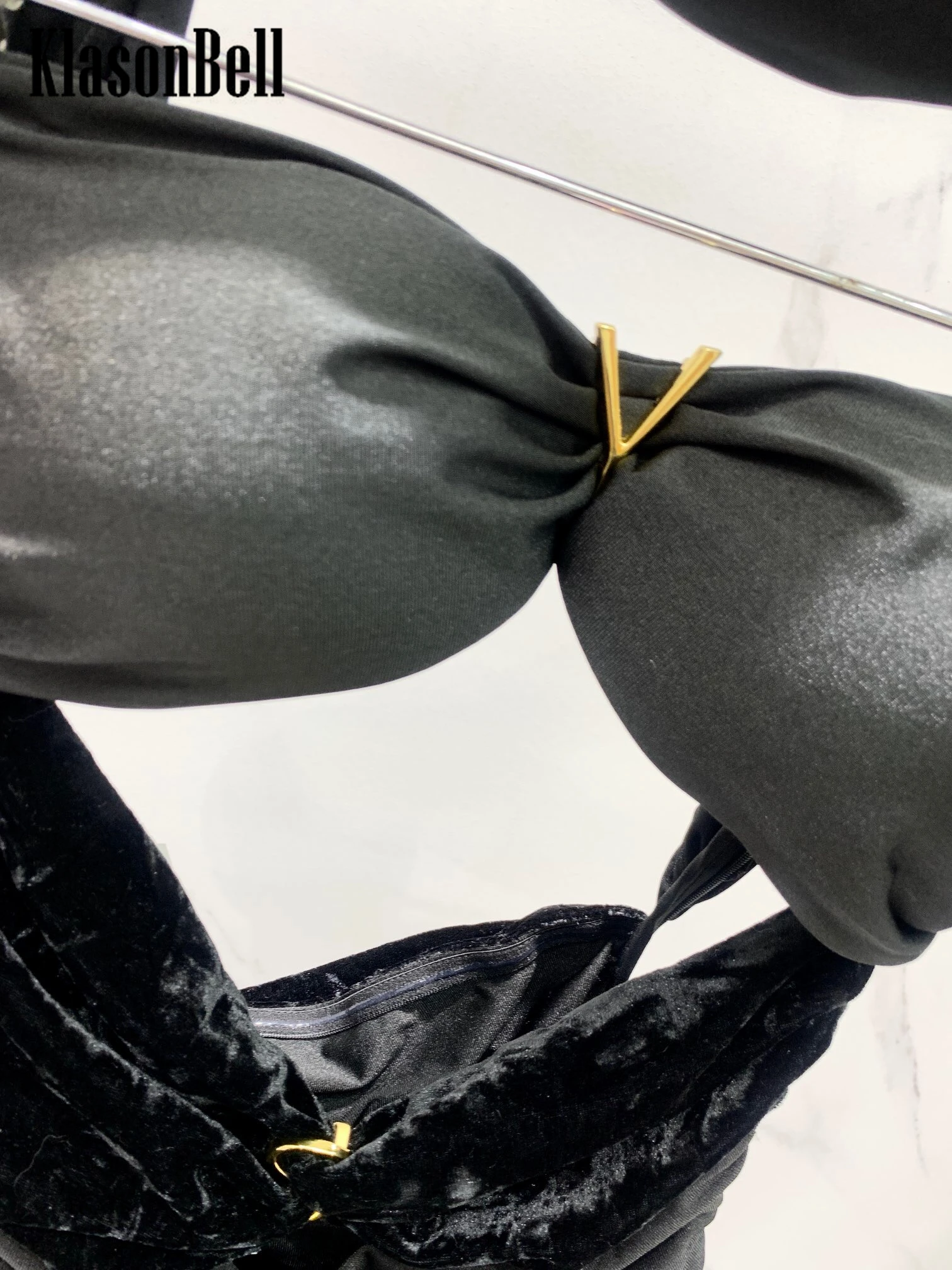 Рисунок 3 - Женский бархатный комбинезон-карандаш KlasonBell