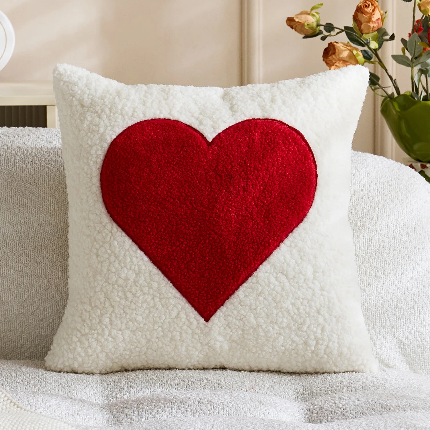 

Чехол для подушки сердце красный 100% полиэстер