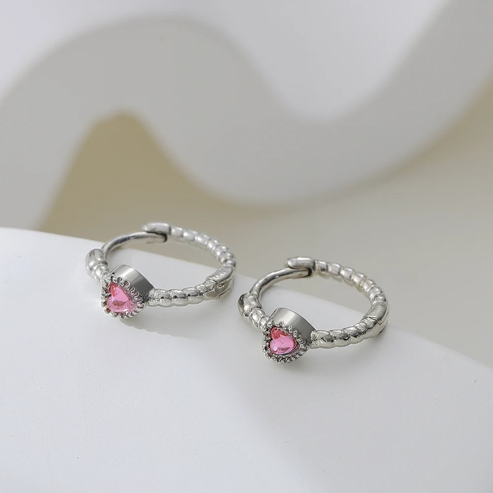 

2022 New Pink Love Zircon Twist Earrings Ladies Heart Shaped Charm Temperament For Girlfriend Birthday Gift Jewelry