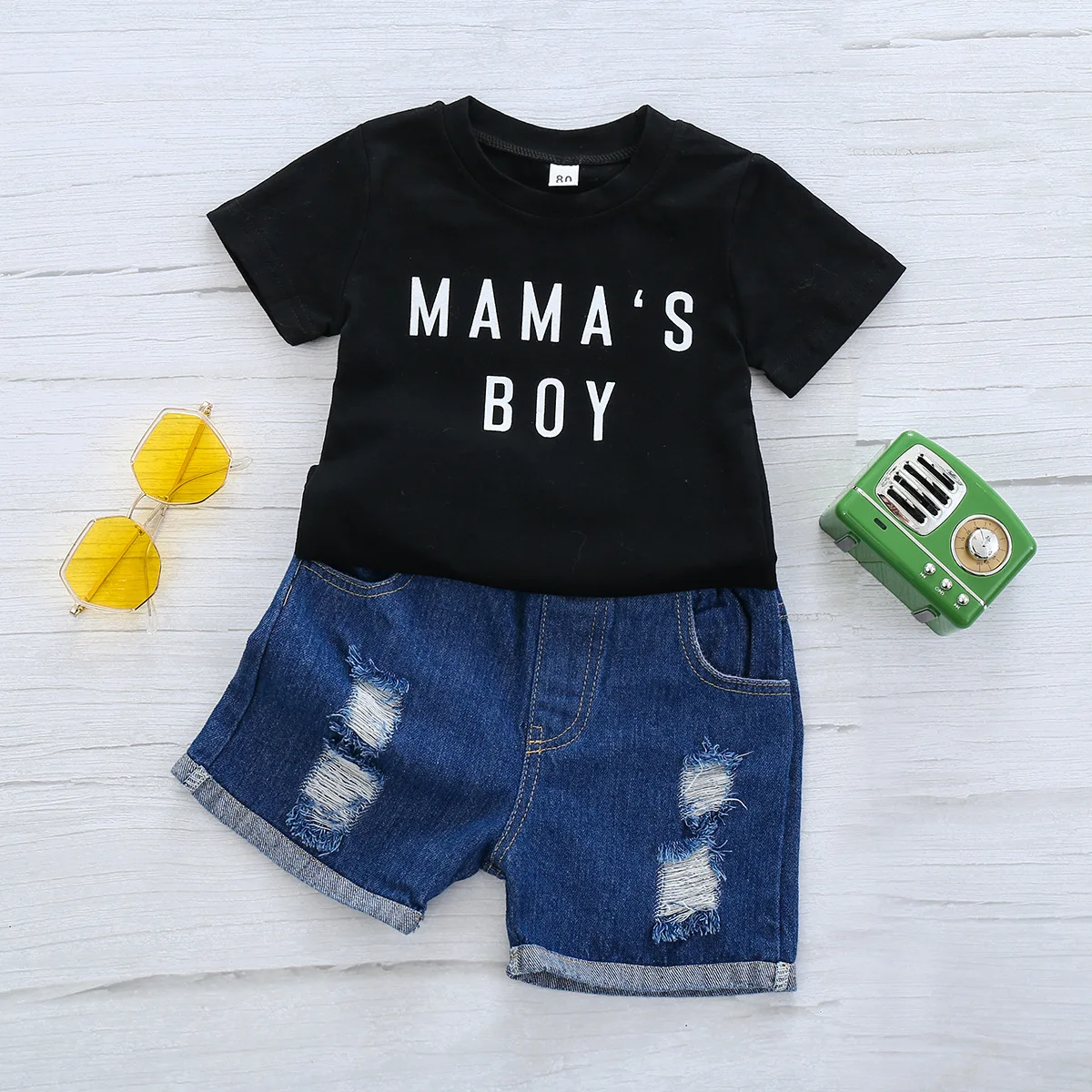 

Комплект одежды для новорожденных мальчиков, летняя футболка с коротким рукавом и буквенным принтом, джинсовые шорты, комплект из двух пред...