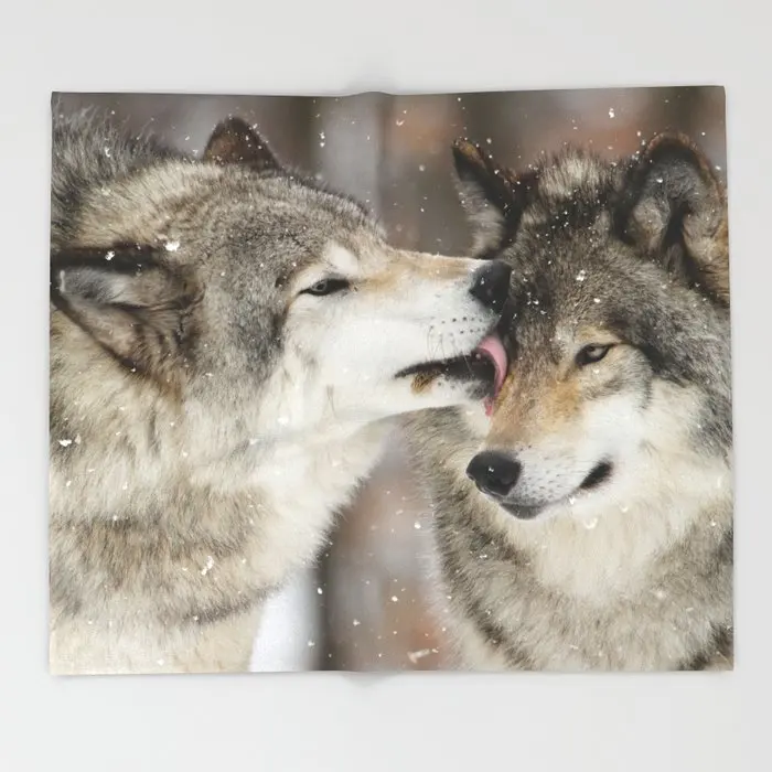 

Wolf Kisses Flannel Blanket Home Textile Soft Fleece Cover Blankets Throw on Sofa Bed Travel Bedspread