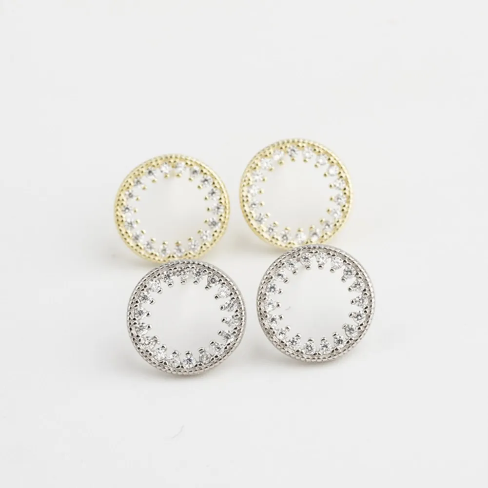 

New Sterling Silver Stud Earrings Girls Round Simple Diamond Trend Silver Earrings Temperament Lady Ear Pins