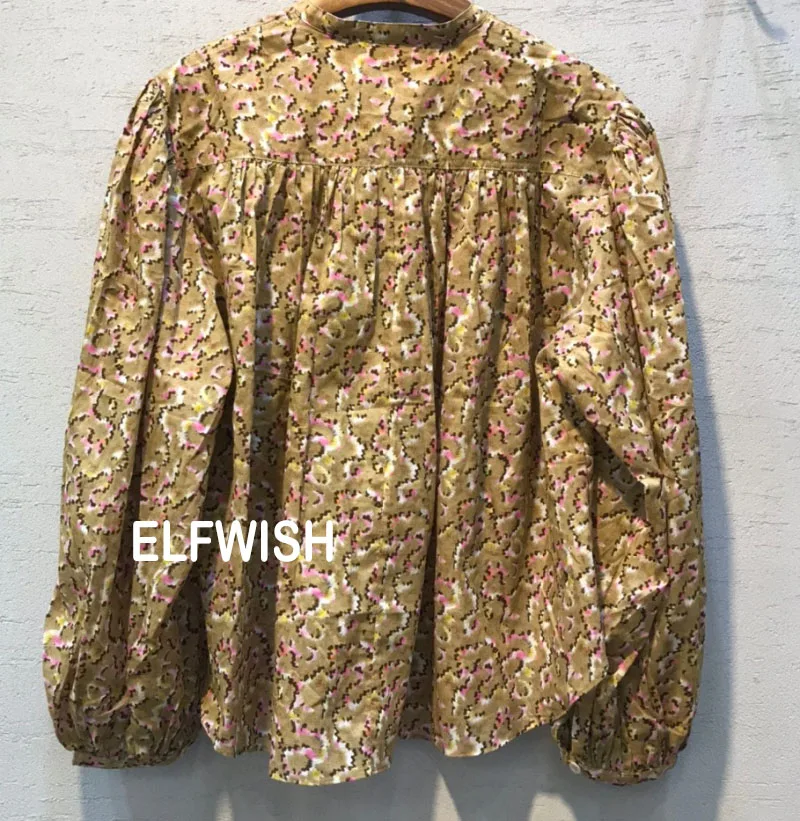 Женская блузка с цветочным принтом круглым вырезом и пуговицами спереди |