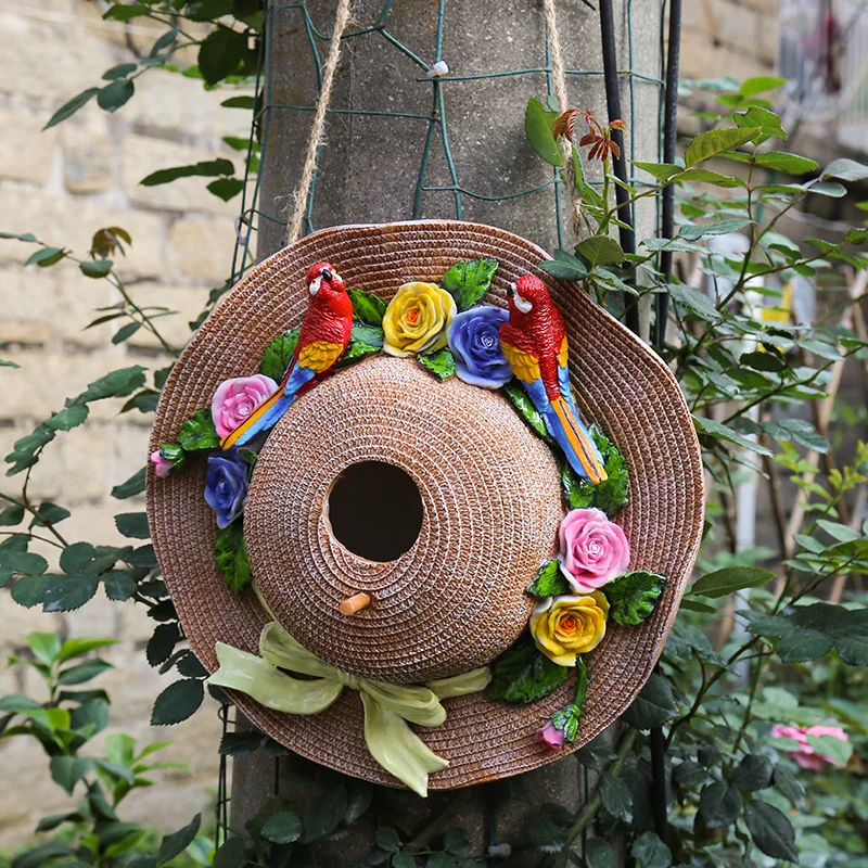 

Outdoor Gardening Resin Simulation Straw Hat Bird Nest Decoration Pendant Courtyard Park Furnishing Crafts Villa Ornaments Decor