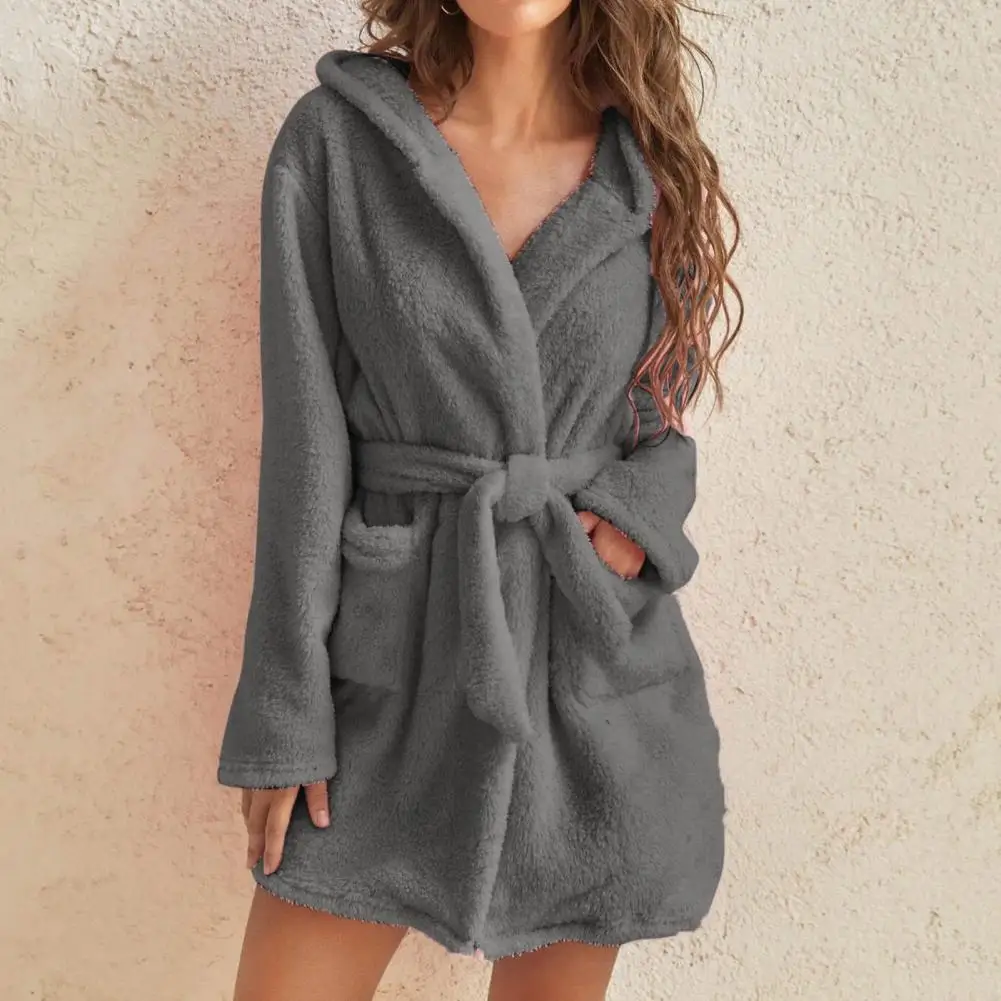 

Keep Warm Breathable with Belt Tight Waist Winter Bathrobe for Home Wear