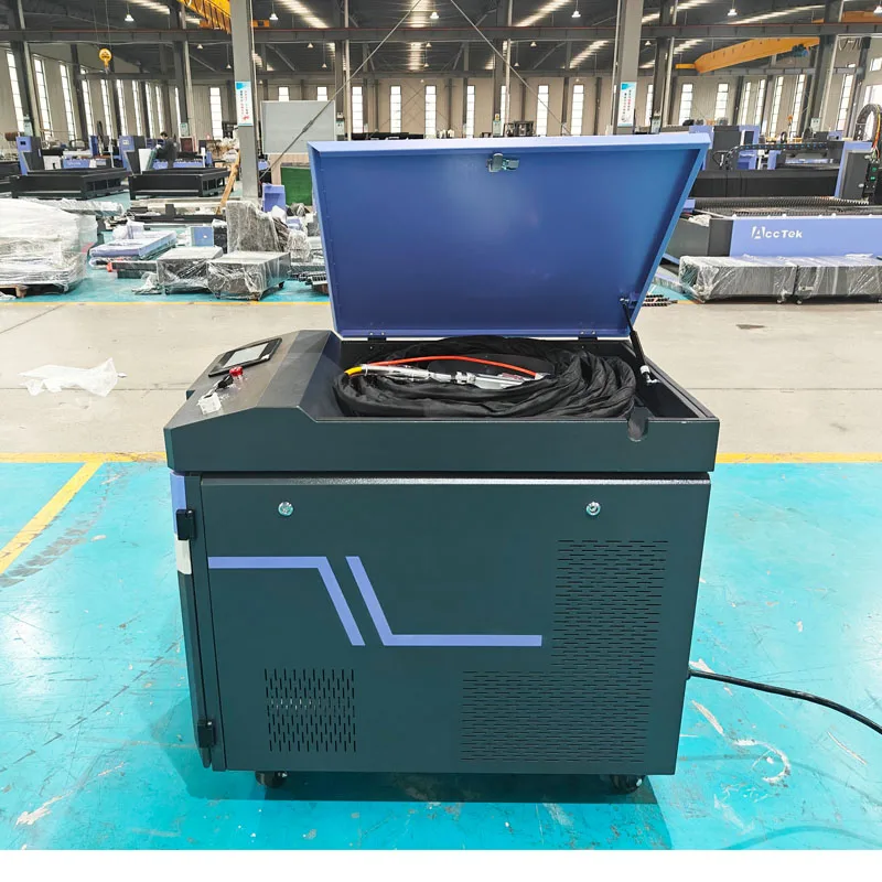 Волоконный лазерный очиститель шириной 270 мм для удаления ржавчины с металла 1500