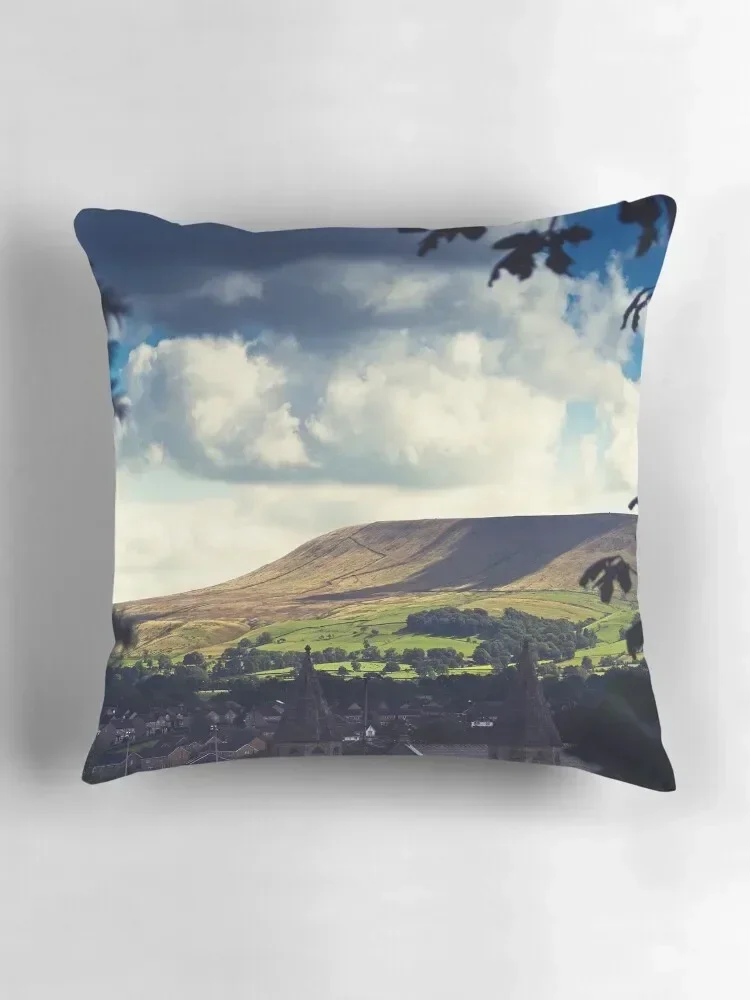 Pendle Hill Clitheroe Lancashire декоративная наволочка 30x30 см