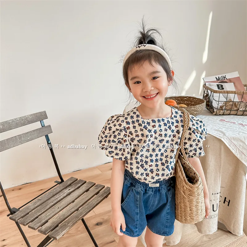 

2023 Children Clothes Summer New Korean Version Kids Baby Girls Washed Cotton Puff Short Sleeve Shirt Square Neck Print Tops