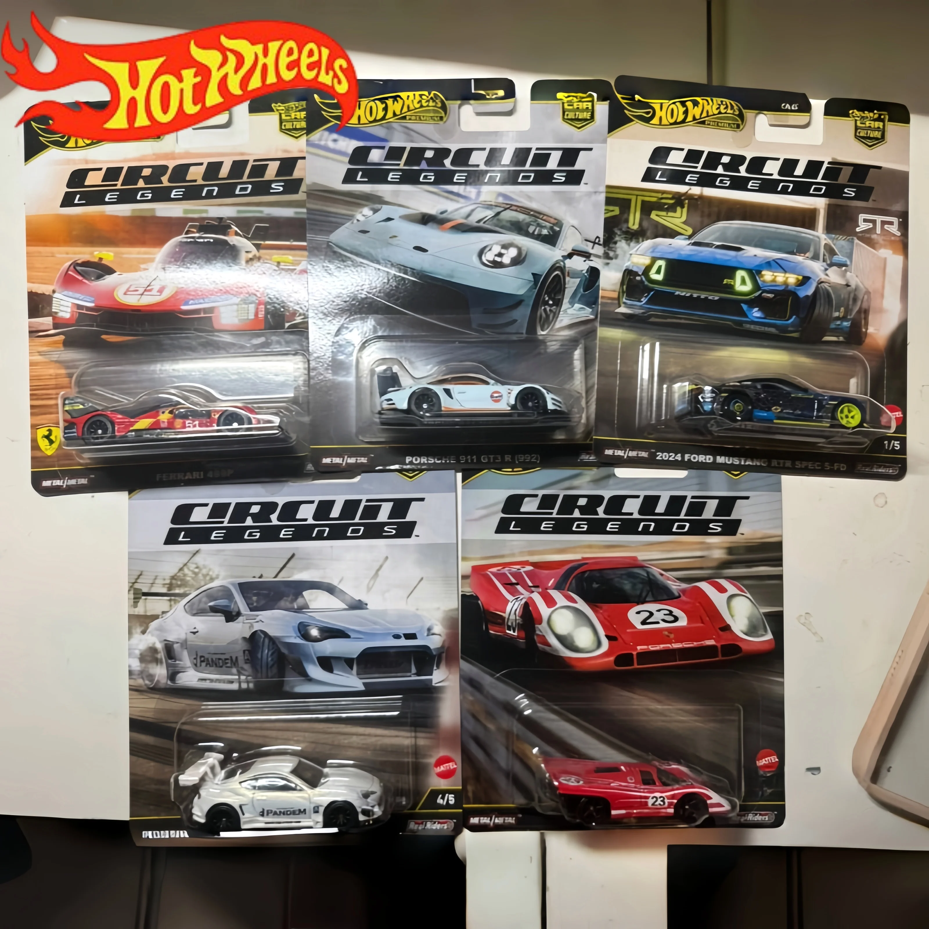 Hot Wheels Premium Car Culture Circuit Legends Series