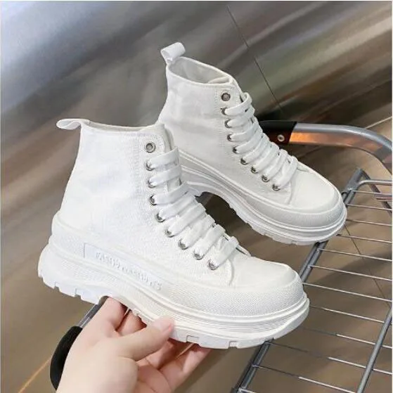 2022 New Men and Women Couple Vulcanized Shoes High Quality Thick Sole Canvas Sneakers Casual Round Toe Lace-Up Flats