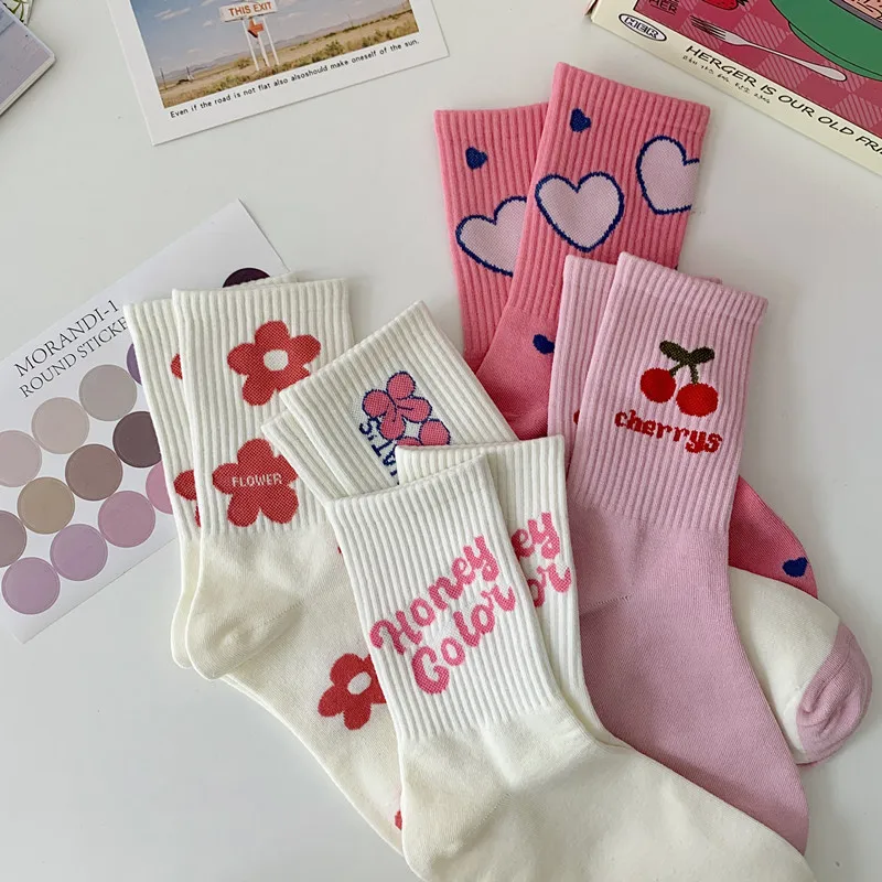 5 Pair Fashion Cute Pink White Heart Flower Sports Socks for Women New Colorful Graffiti Letter Solid Cotton Basketball Socks