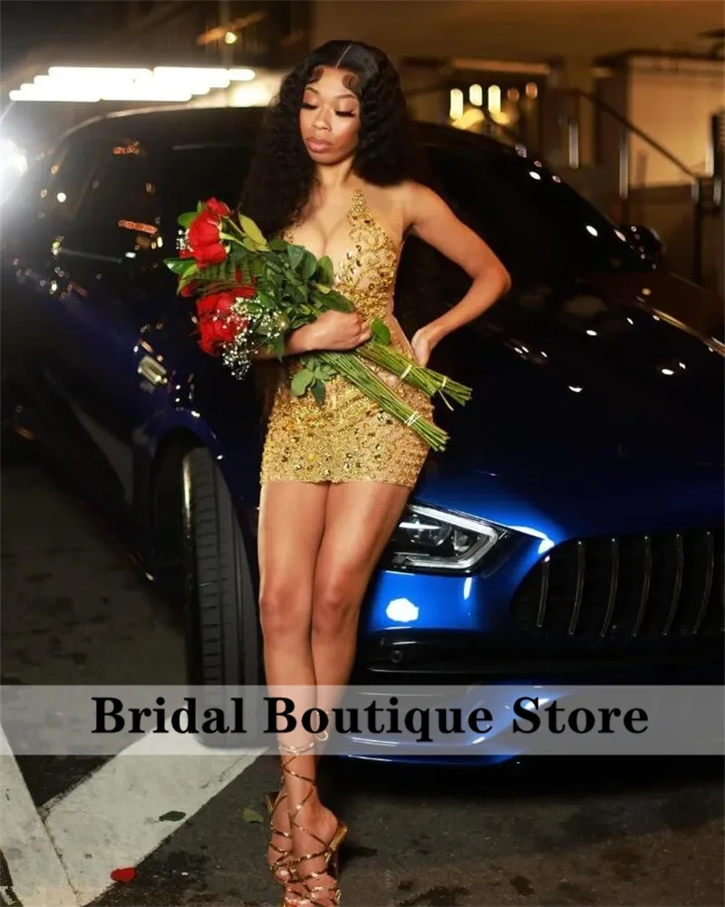 

Sparkly 2024 Golden Short Prom Dress Luxury Shiny Beads Crystal Rhinestones Glitter Birthday Party Cocktail Gown Robe De Bal