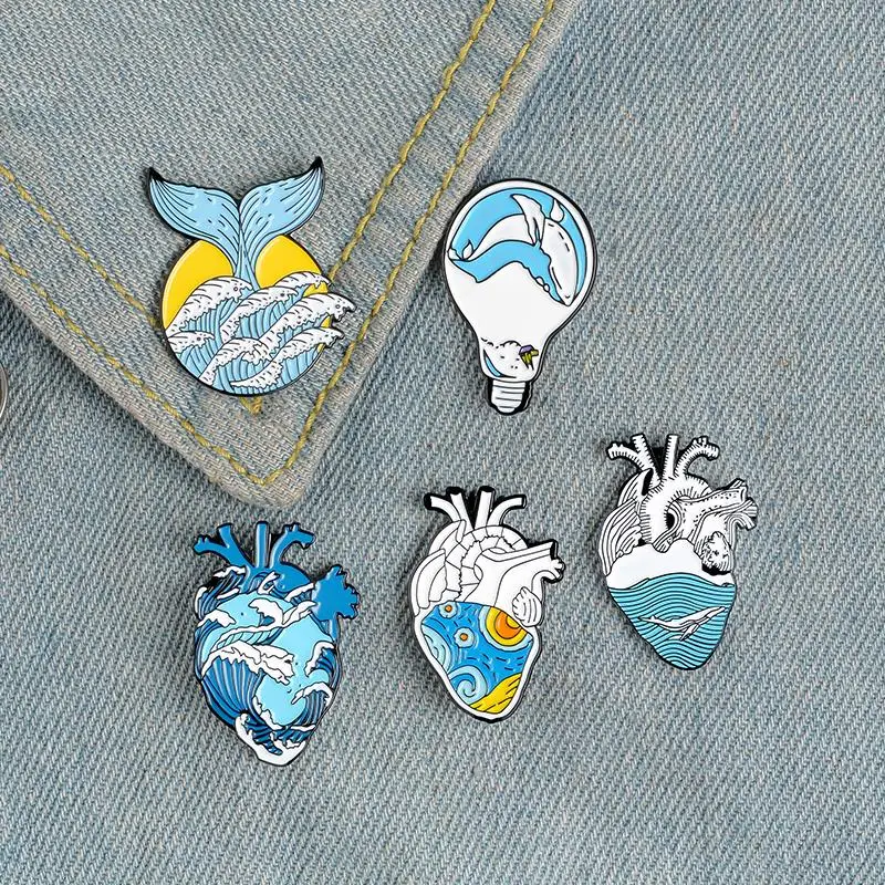 

10 PCS / LOT Freedom Heart Enamel Pin Custom Organ Heart Brooches Bag Clothes Lapel Pin Ocean Wave Badge Whale Jewelry