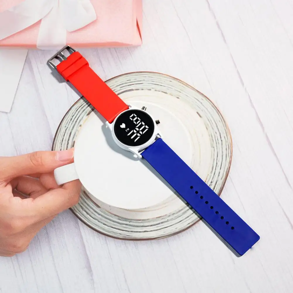 

Fashion Digital Watch Unisex Wrist Watch Comfortable to Wear Soft Wristband Couple Electronic Watch Precise Time