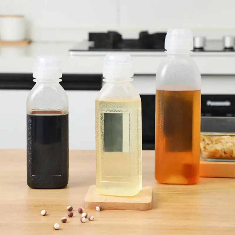 

Olive Oil Gravy Condiment Bottles Plastic Creative Squeeze Sauce Bottle High Quality Extruded Oil Bottle Wholesale Oil Tank 2023