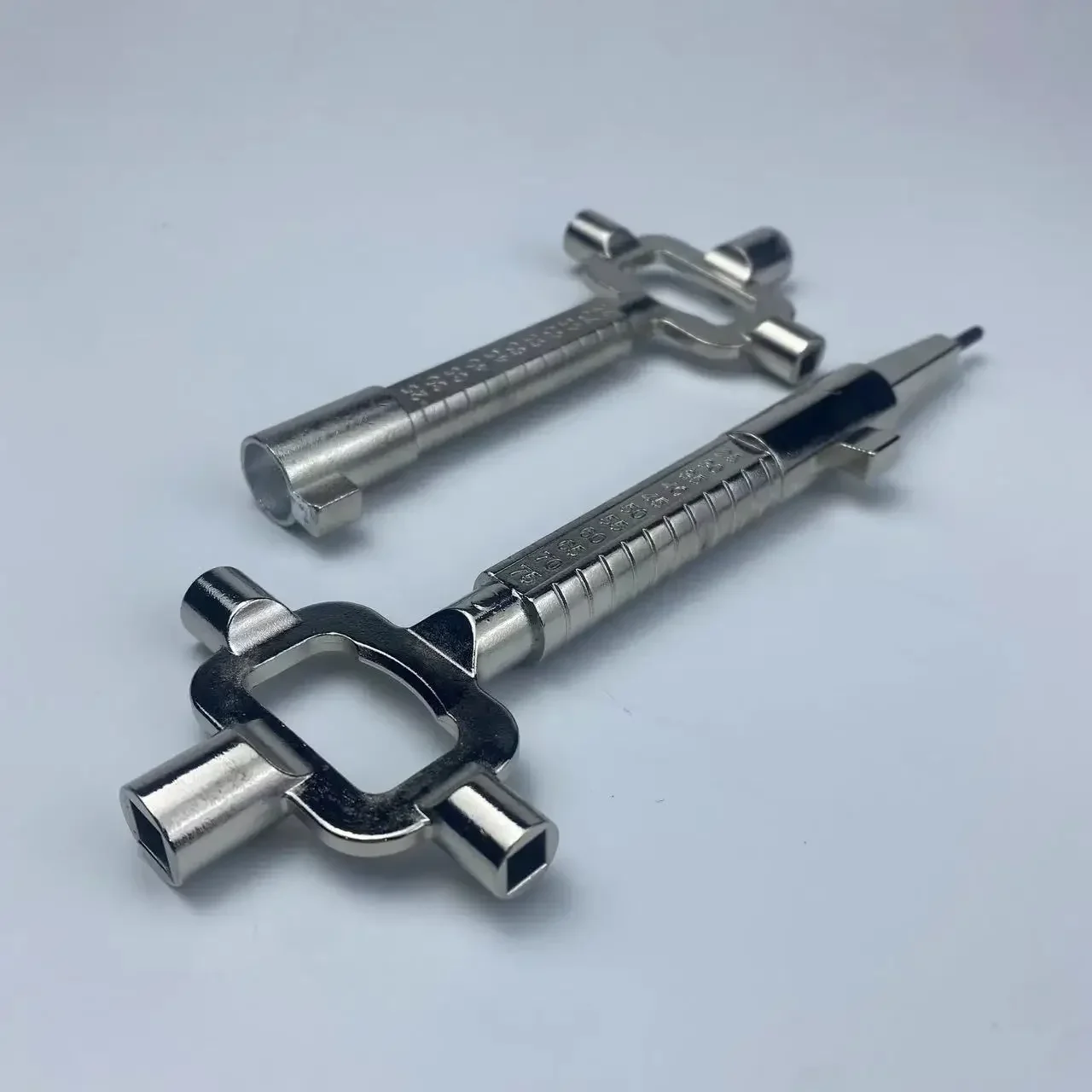 

Набор слесарных инструментов OLOEY