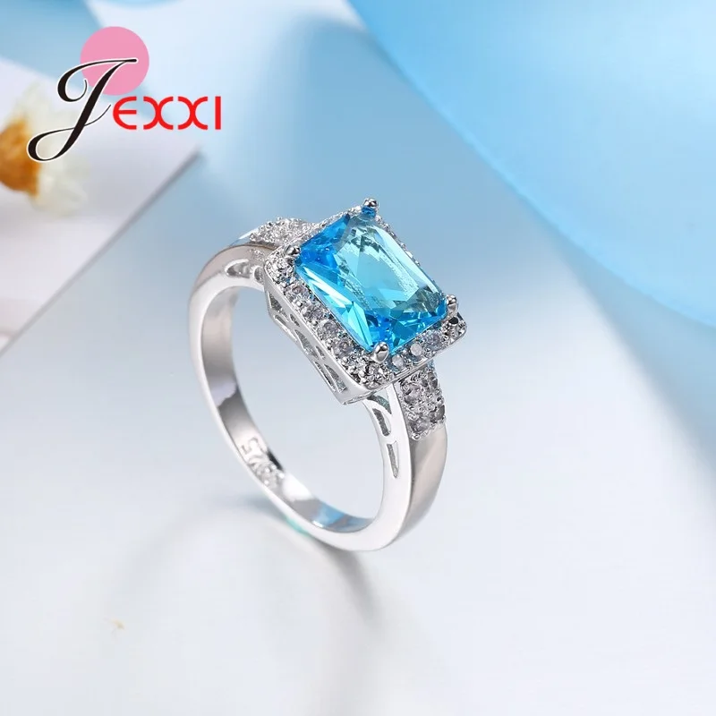 Для женщин Серебряные ювелирные изделия кубического циркония Кристал для