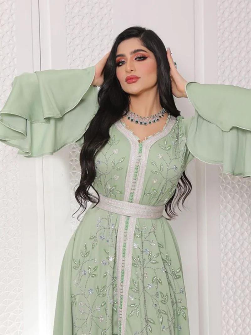 Dubai Abaya Luxury For Muslim Women Floral Rhinestone Lace Tape Panel Belted Dress Moroccan Kaftan Islamic Dresses Ramadan