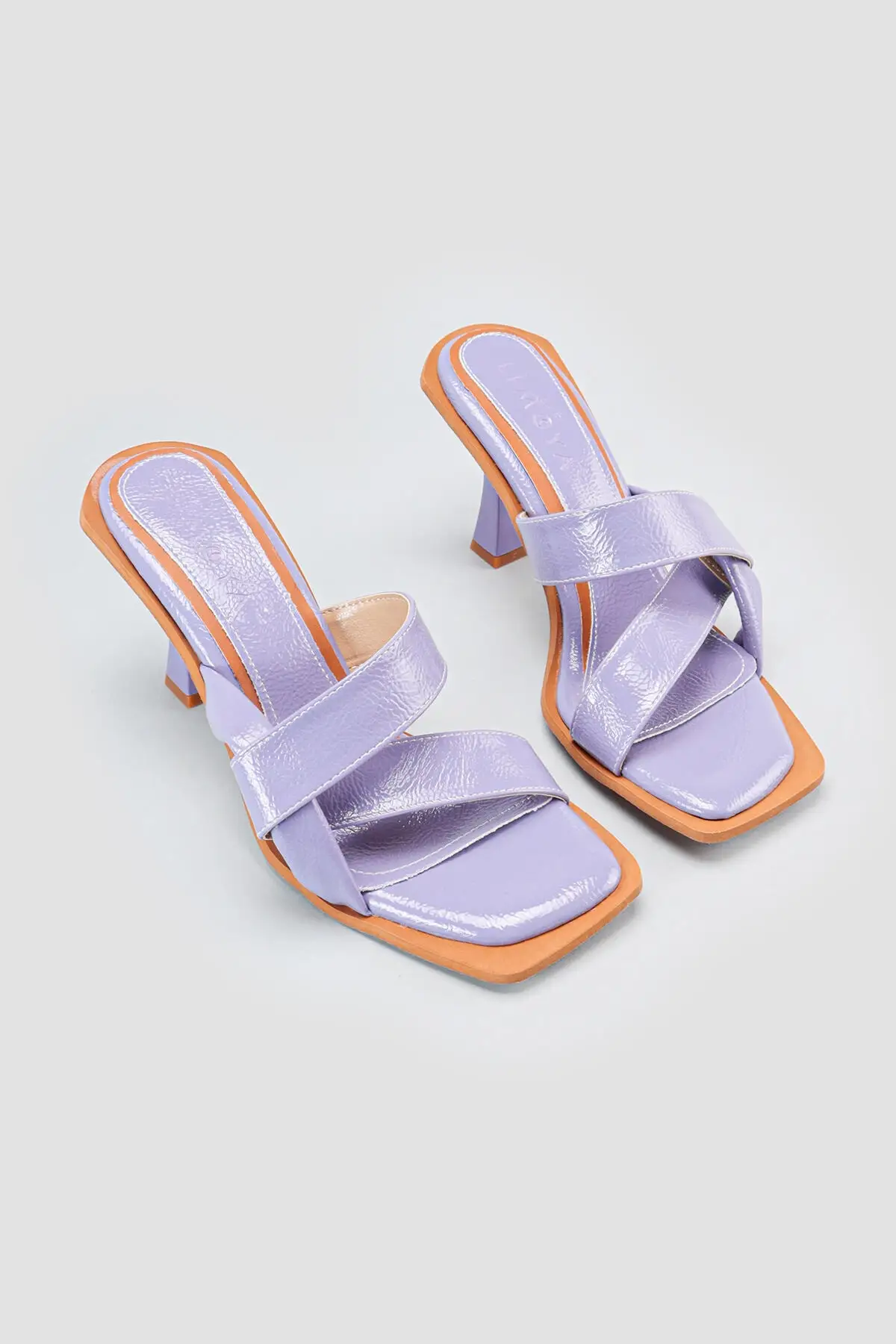 

Women Lilac Cross Detailed Heels Slippers