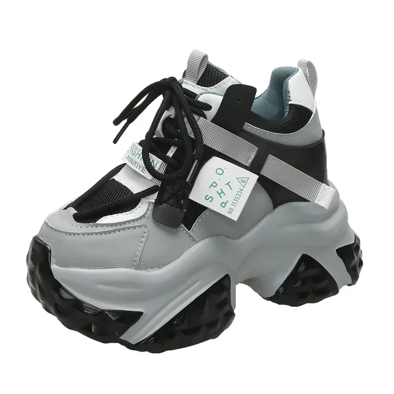 Женские кожаные кроссовки на массивном каблуке 10 см спортивная обувь высокой