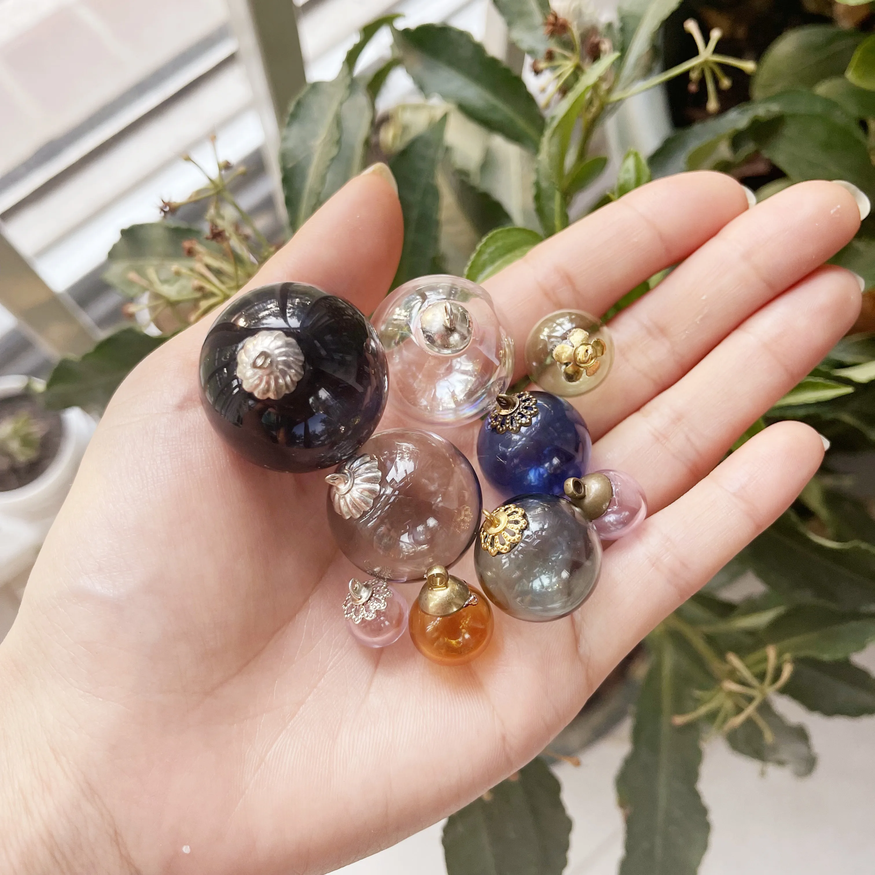 Пустотелый стеклянный шар с крышкой ручной работы 5/8/10/15x14 мм |