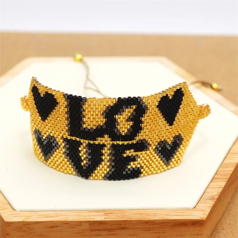 Браслет из рисовых бусин Сердце Оригинальность Богемия ЛЮБОВЬ Ручное вязание