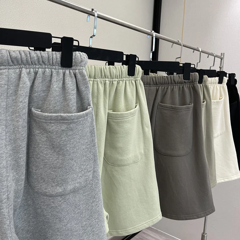

Summer Essentials Shorts 1:1High Quality Street Hip Hop Sweatpants 100%Cotton Reflective Letter Print Men and Women Casual Short