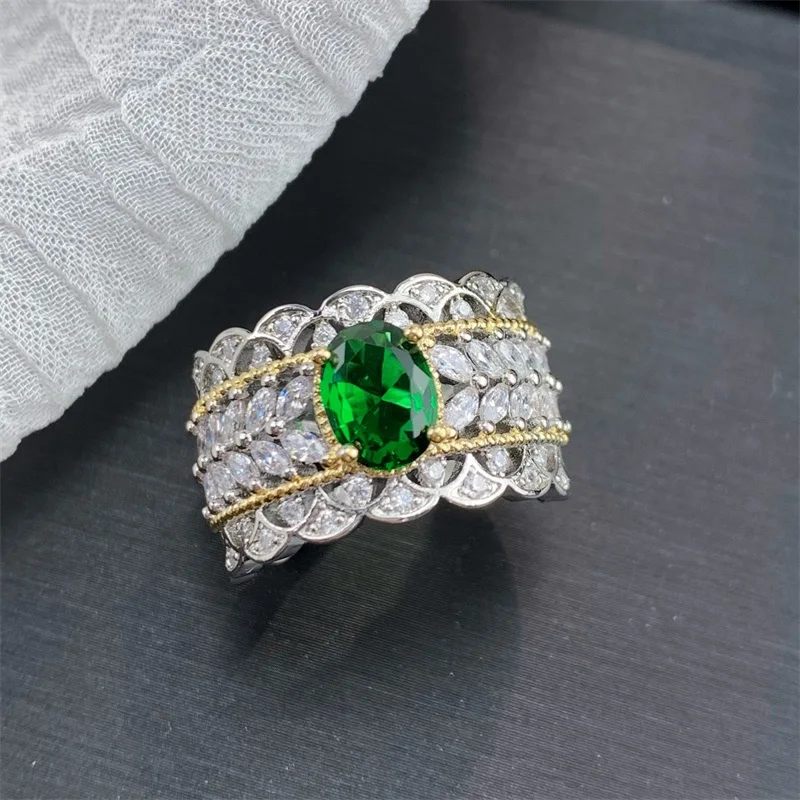 

New Copper Gold Plated Retro Palace Style Hollow Pattern Two Color Gold High Set Jewelry Lace Imitation Emerald Women's Ring