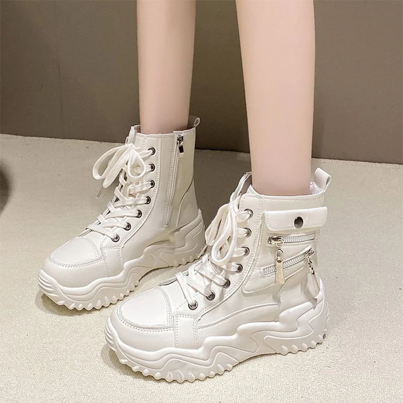 Женские зимние ботильоны на платформе дизайнерские кожаные теплые туфли плоской