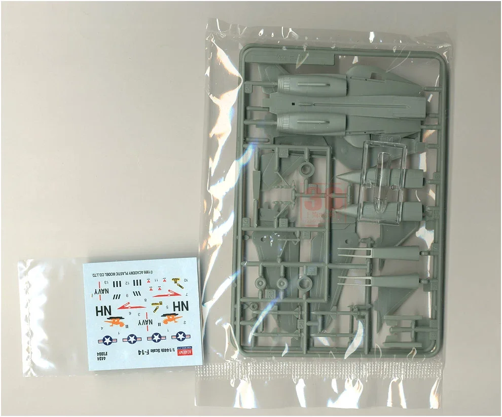 Комплект модели самолета Academy 12608 F-14 Tomcat истребитель 1/144