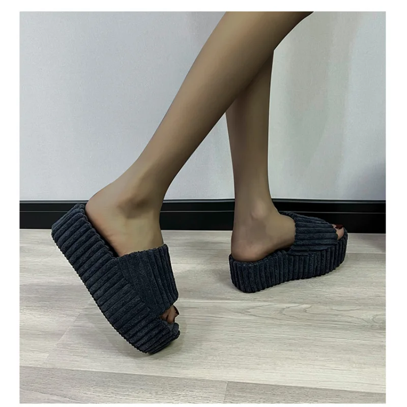 Thick Flock Slippers 2023 New Women Winter House Warm Fashion Slippers Women Flip Flops Home Slides Flat Indoor Floor Shoes