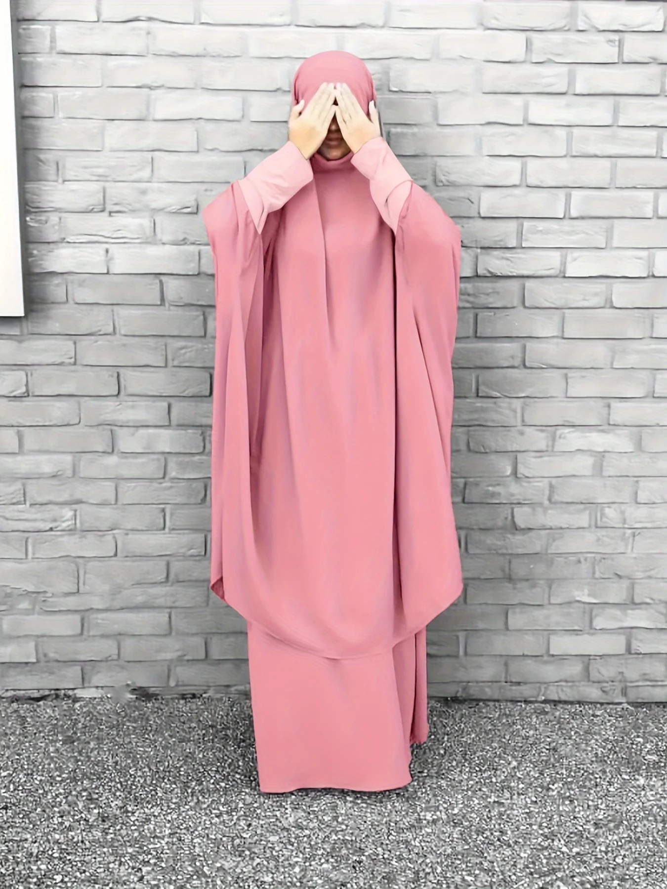 Новинка 2024 Лидер продаж однотонный комплект одежды в мусульманском стиле