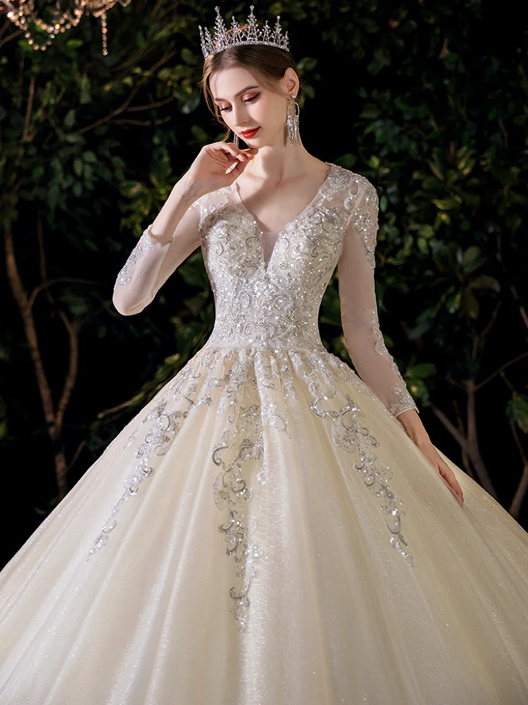 

Elegant Ivory Wedding Dresses Shiny Tulle V Neck Long Sleeve Sequined Applique Embroidery Lace Bridal Gowns Train Robe De Mariee
