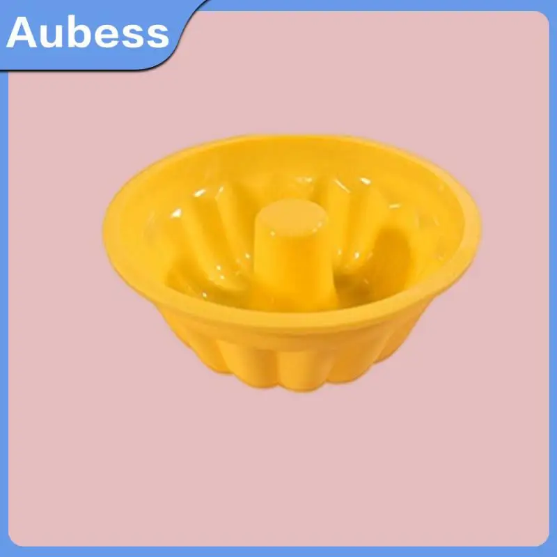 

Soft And Resilient Silicone Mold Moderate Size Marfen Cup Cake Pudding Cup Food Grade Silicone Material Baking Molds Reusable