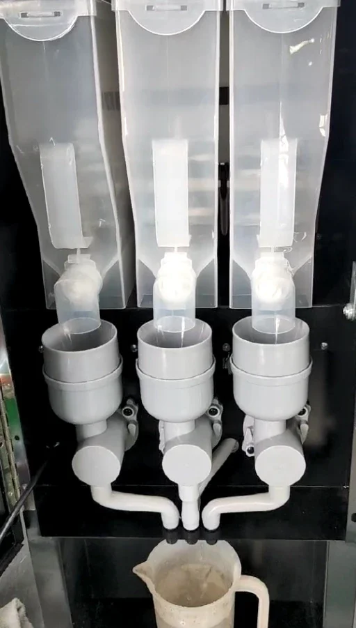 E-308F Торговый автомат для мгновенного смешивания кофе полностью автоматический