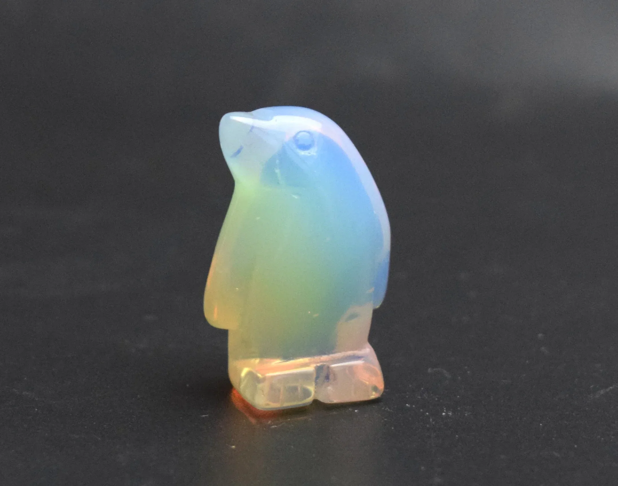 

Фигурка пингвина из камня SHMAIZYH