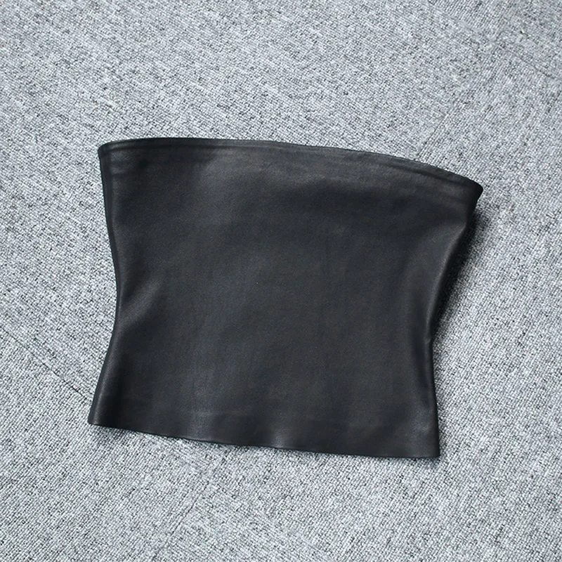 Рисунок 6 - Женский эластичный костюм из натуральной кожи