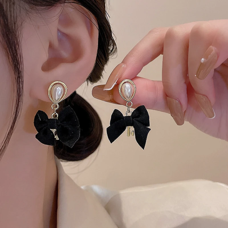 

VSnow Creative Black Flocking Bow-knot Dangle Earings for Women Luxury Imitation Pearl Waterdrop Rhinestones Earings Jewelry